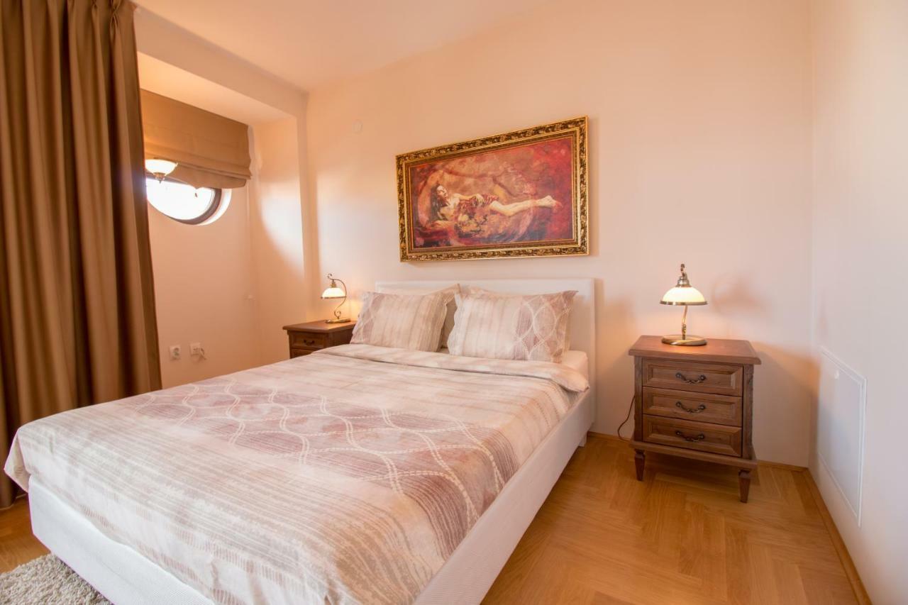 Villa Darko - Vip Accomodations โอครีด ภายนอก รูปภาพ